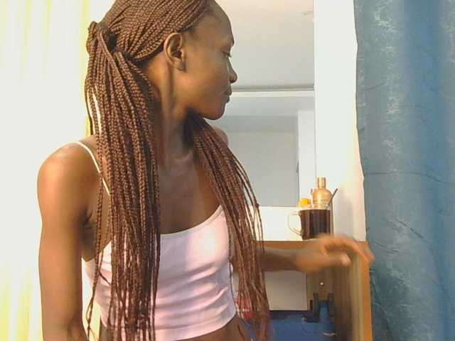 LupitaLion live cam on BongaCams