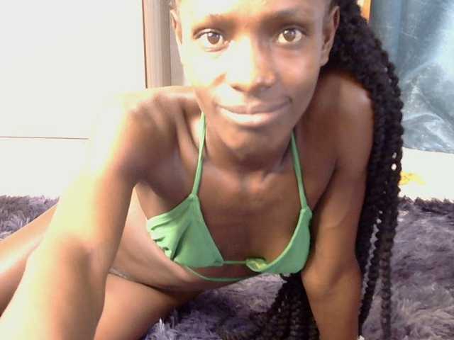 LupitaLion live cam on BongaCams