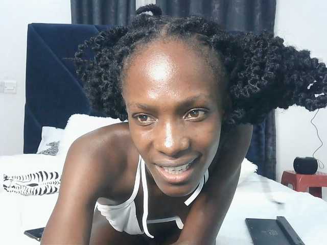 LupitaLion live cam on BongaCams