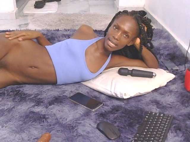 LupitaLion live cam on BongaCams