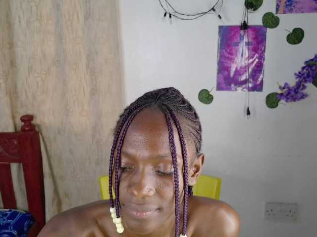 LupitaLion live webcam show