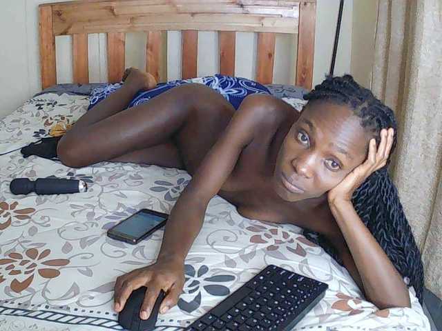 LupitaLion live cam on BongaCams