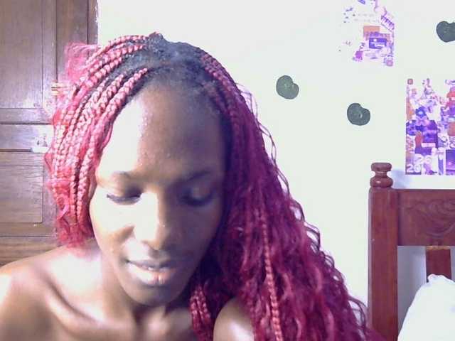 LupitaLion live cam on BongaCams