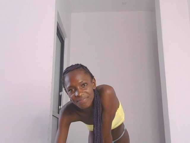 LupitaLion live cam on BongaCams