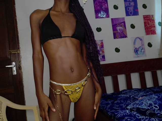 LupitaLion live webcam show