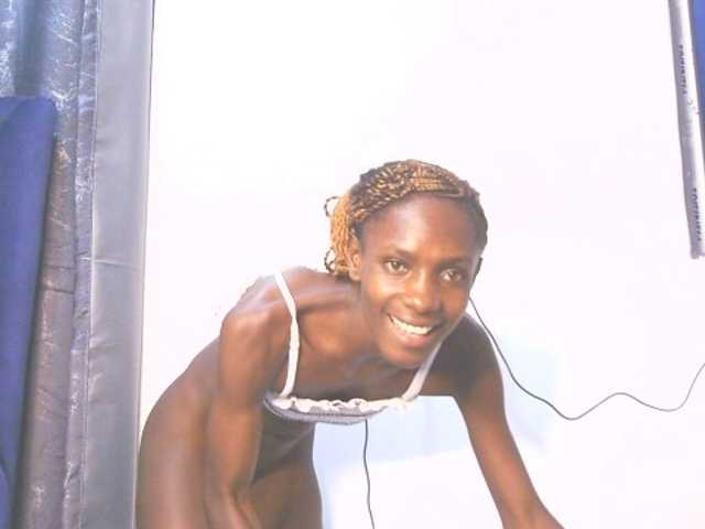 LupitaLion live cam on BongaCams
