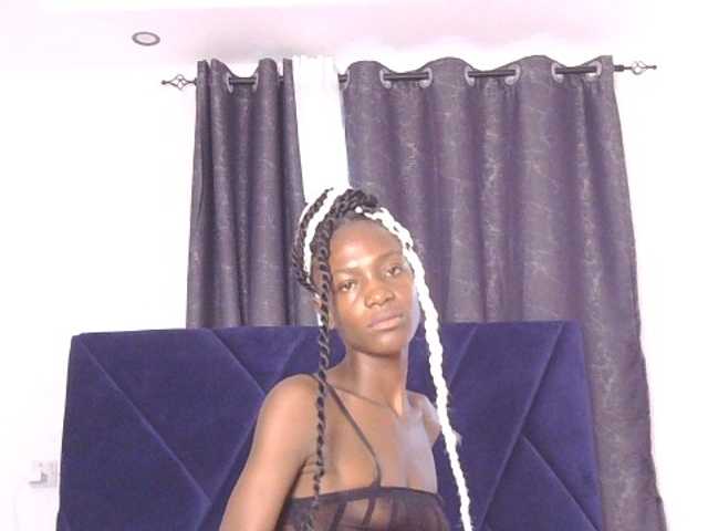 LupitaLion live cam on BongaCams