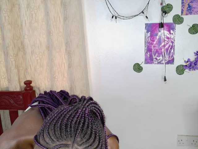 LupitaLion live webcam show