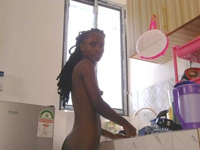 LupitaLion, en vivo ahora en BongaCams