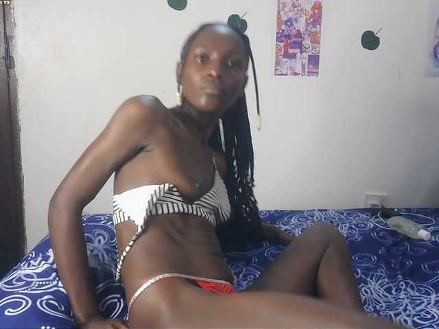 LupitaLion live cam on BongaCams