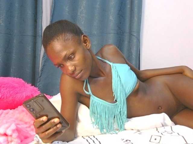 LupitaLion live cam on BongaCams
