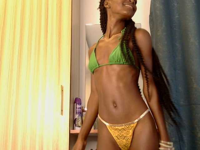 LupitaLion live cam on BongaCams