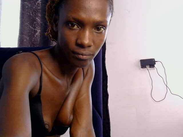 LupitaLion live cam on BongaCams