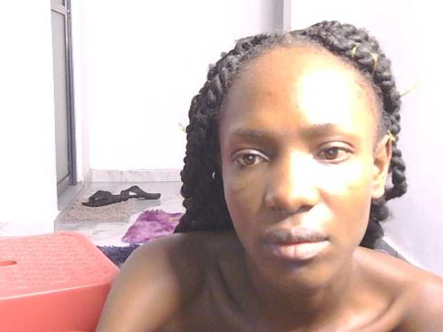 LupitaLion, en vivo ahora en BongaCams