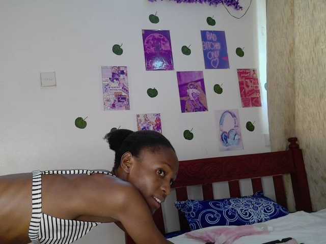 LupitaLion live cam on BongaCams