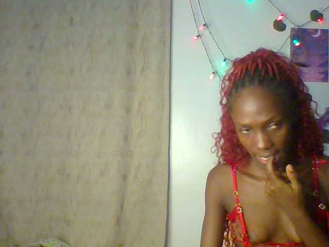LupitaLion live cam on BongaCams