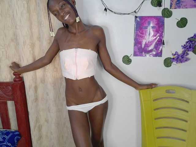 LupitaLion live cam on BongaCams
