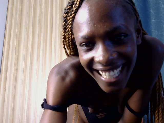 LupitaLion live cam on BongaCams