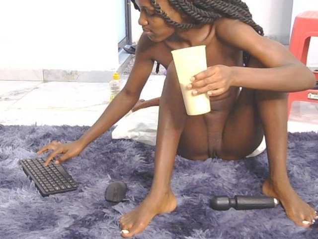 LupitaLion live cam on BongaCams