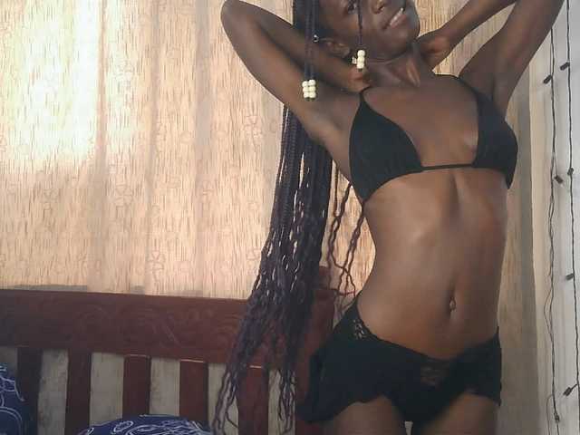 LupitaLion live webcam show