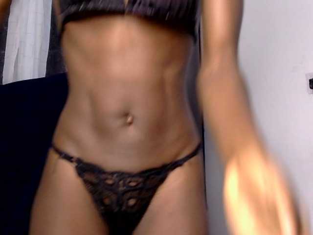 LupitaLion live cam on BongaCams