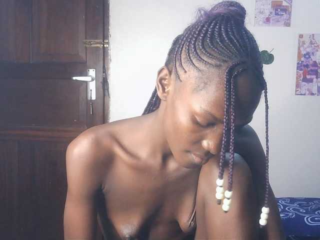 LupitaLion live cam on BongaCams