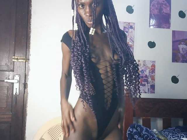 LupitaLion live cam on BongaCams