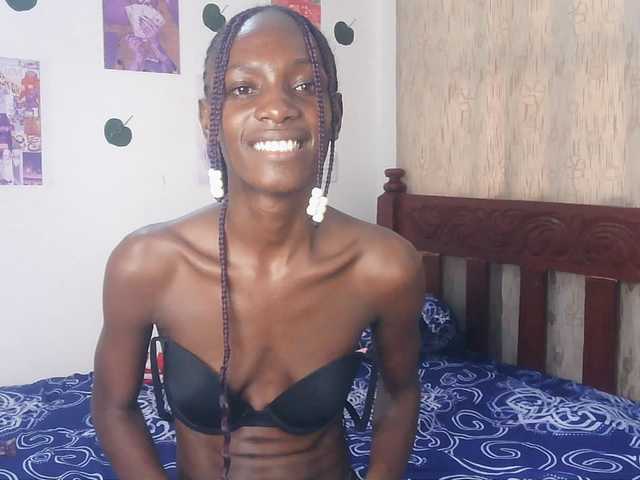 LupitaLion live cam on BongaCams