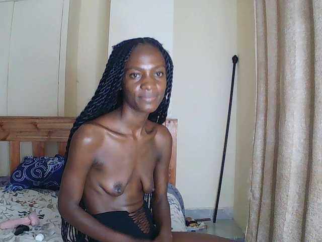 LupitaLion live cam on BongaCams