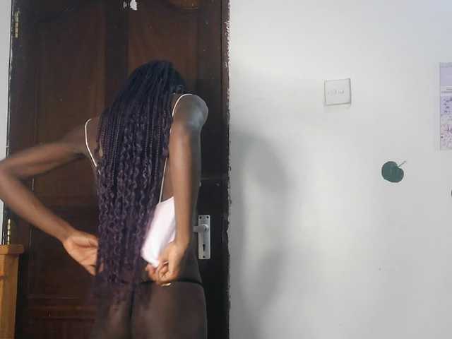 LupitaLion live cam on BongaCams