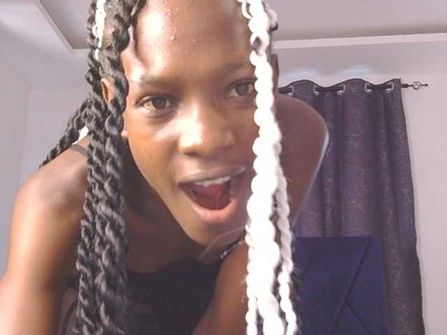 LupitaLion live cam on BongaCams