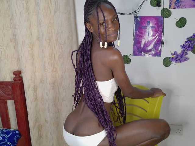 LupitaLion live cam on BongaCams