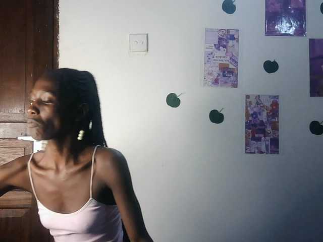 LupitaLion live cam on BongaCams