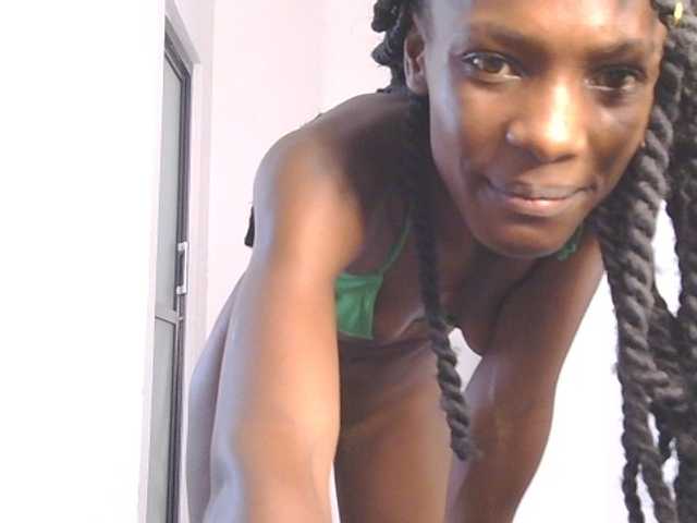 LupitaLion live cam on BongaCams