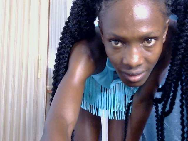 LupitaLion live cam on BongaCams