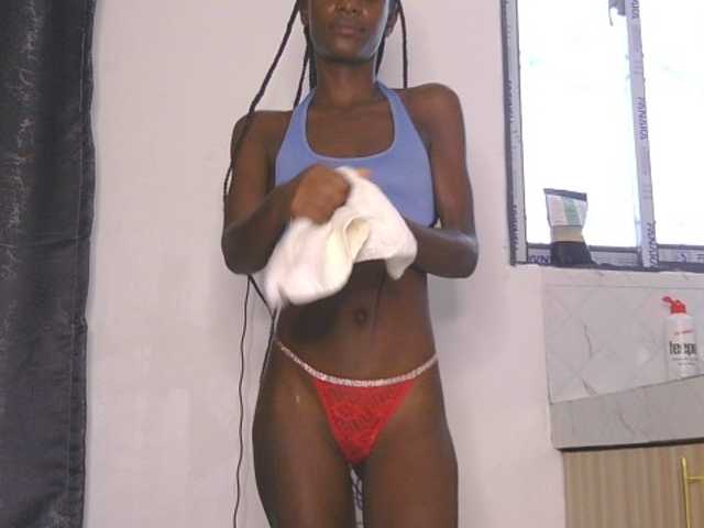 LupitaLion live cam on BongaCams