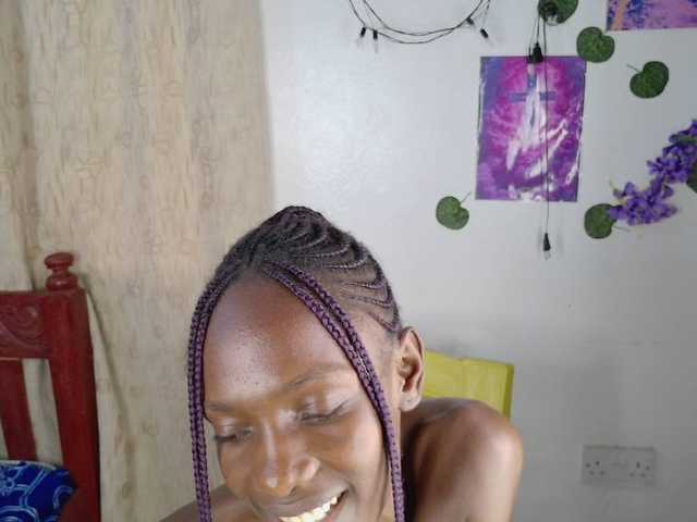 LupitaLion live webcam show