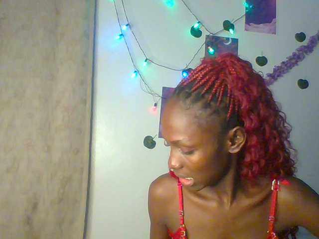 LupitaLion live cam on BongaCams