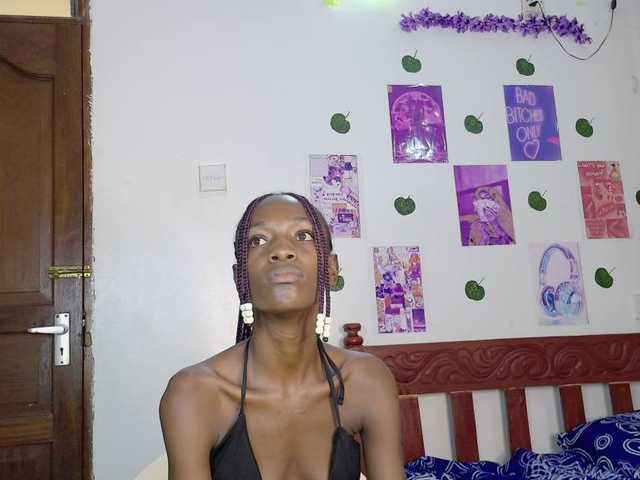 LupitaLion live webcam show