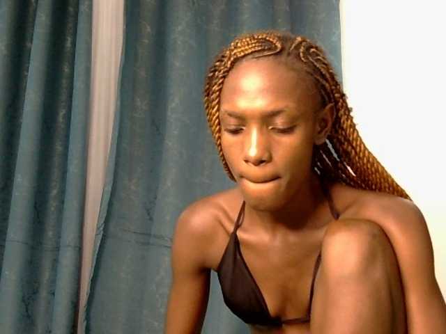 LupitaLion live cam on BongaCams