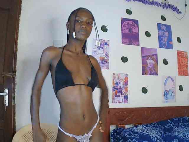 Model: LupitaLyon