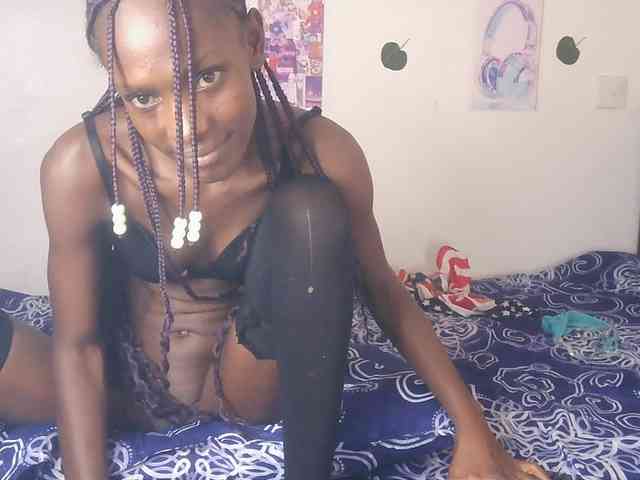 Model: LupitaLyon
