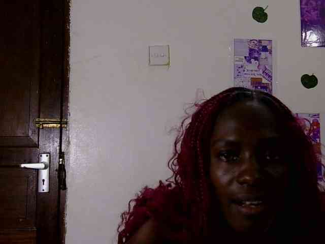 LupitaLyon webcam