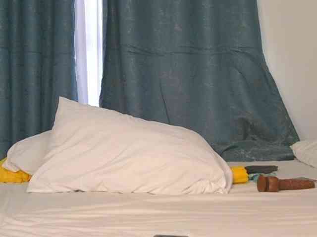 Lupita_L webcam
