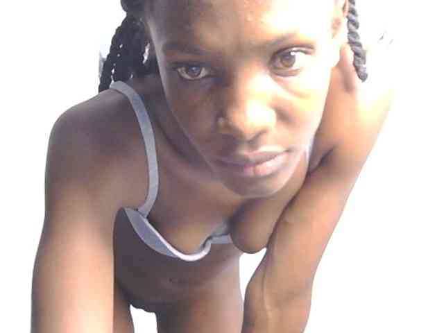 Lupita_L webcam