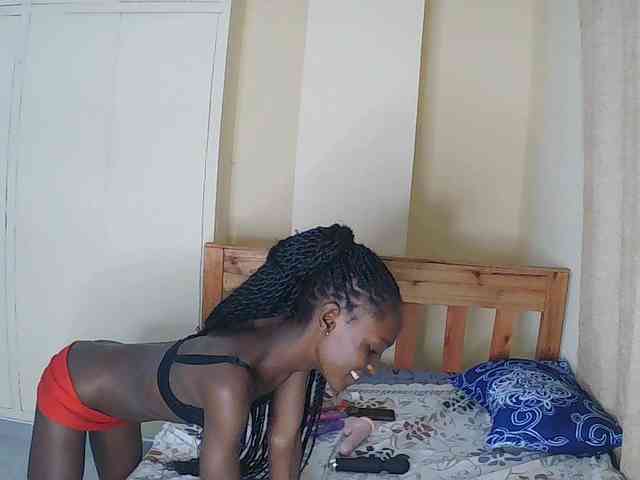 Model: LupitaLyon