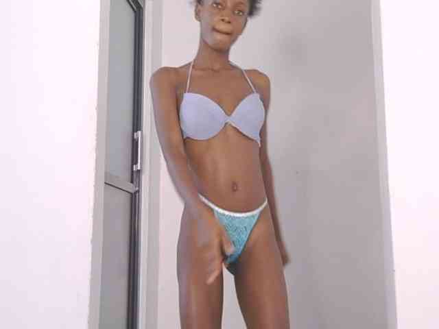 Lupita_L webcam