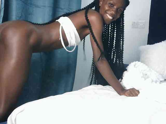 Model: LupitaLyon