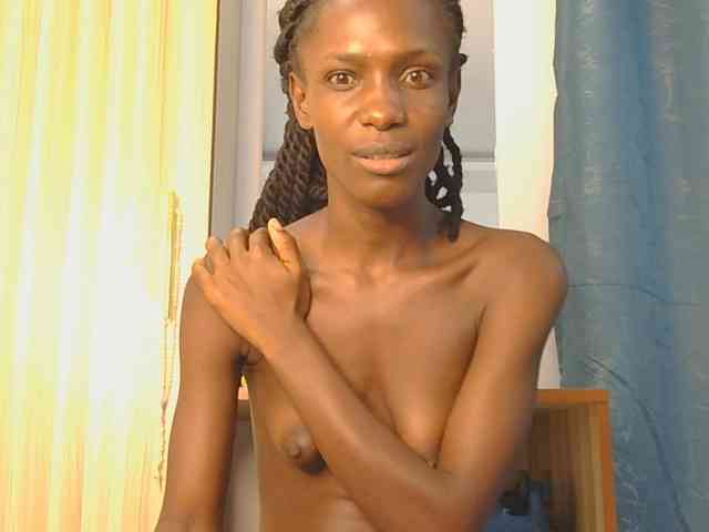 Lupita_L webcam