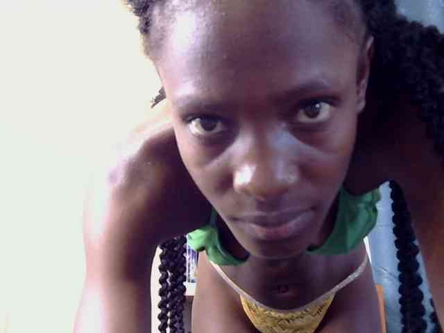 Model: LupitaLyon